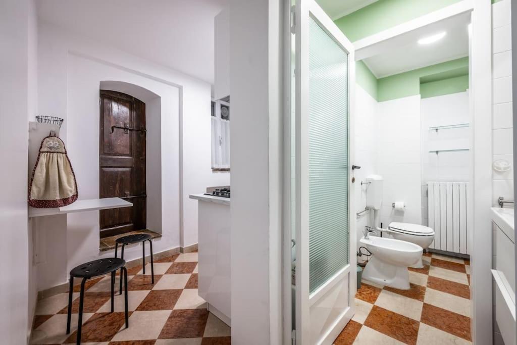 Casa Camilla - Arty Suite Nel Centro Storico Parma Luaran gambar